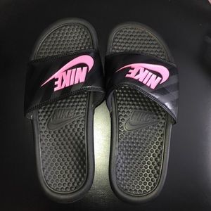 Nike slides